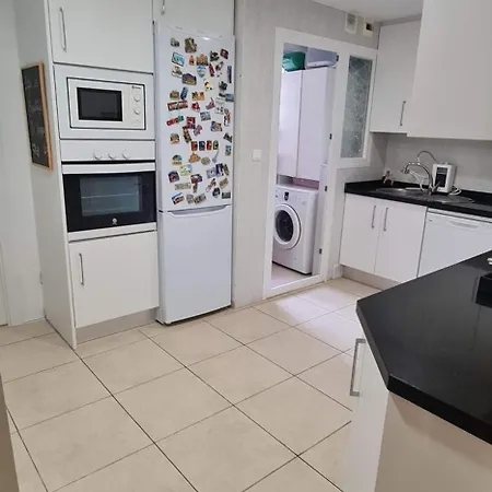 Homestay Elegante Con Bano Compartido Marbella